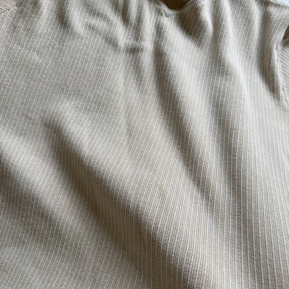 Y2K Banana Republic XL V-Neck Ribbed Knit Short Sleeve Cotton Sweater Tan White